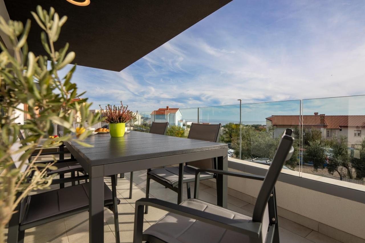 Sun Residence Krk Крк Экстерьер фото